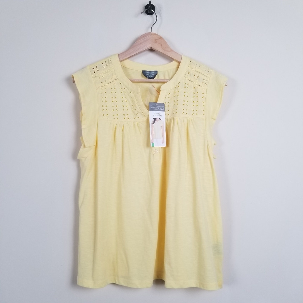 Berkley Jensen Flutter Sleeve Eyelet Top Size Large NWT